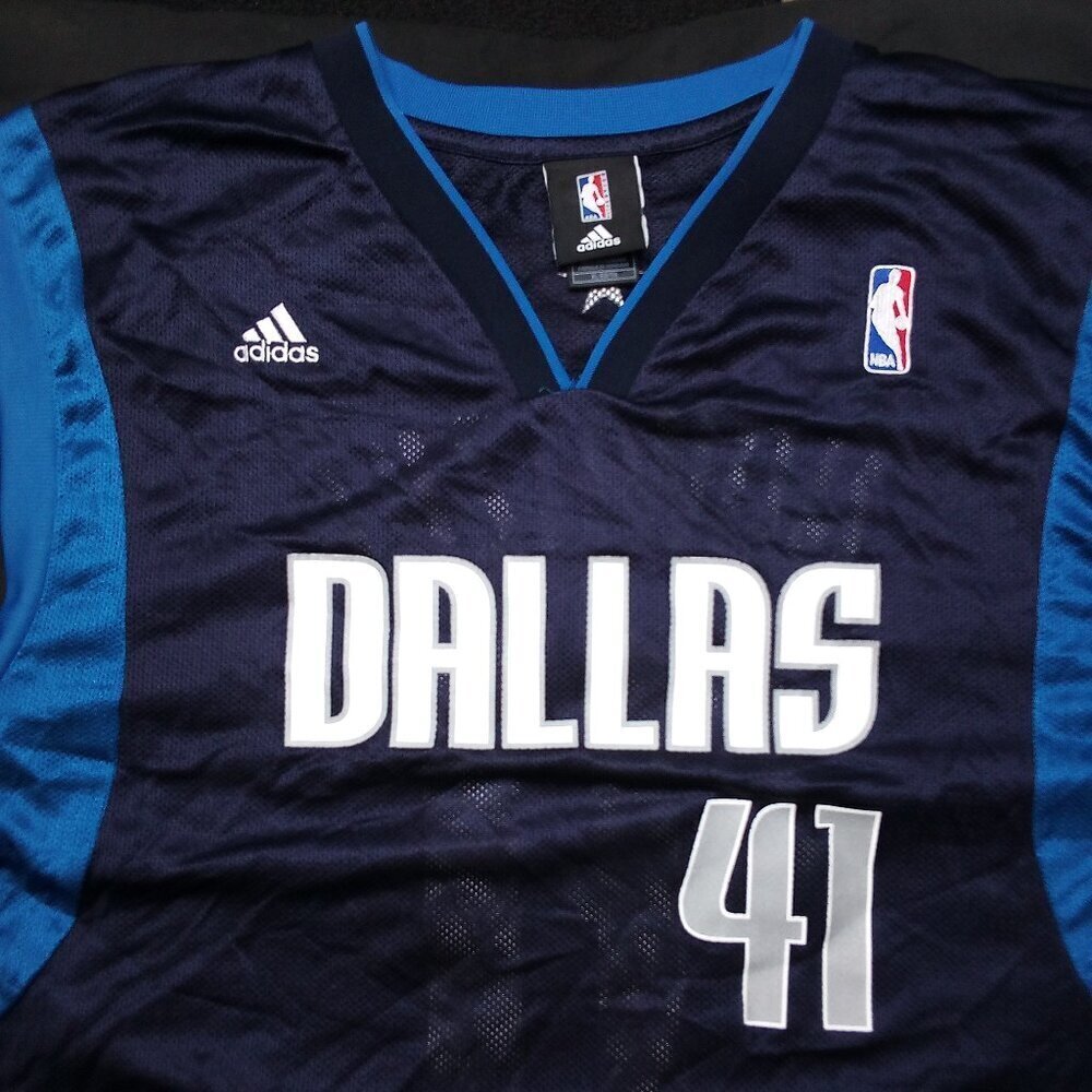 Vintage Adidas Dallas Mavericks Dirk Nowitzki Basketball Jersey